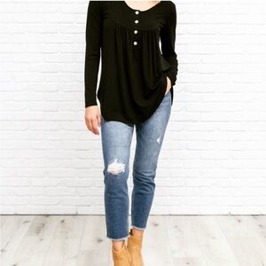 Zenana Black Button-Front tunic Top